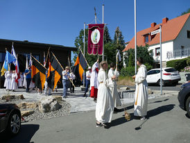 Festgottesdienst zum 1.000 Todestag des Heiligen Heimerads auf dem Hasunger Berg (Foto: Karl-Franz Thiede)